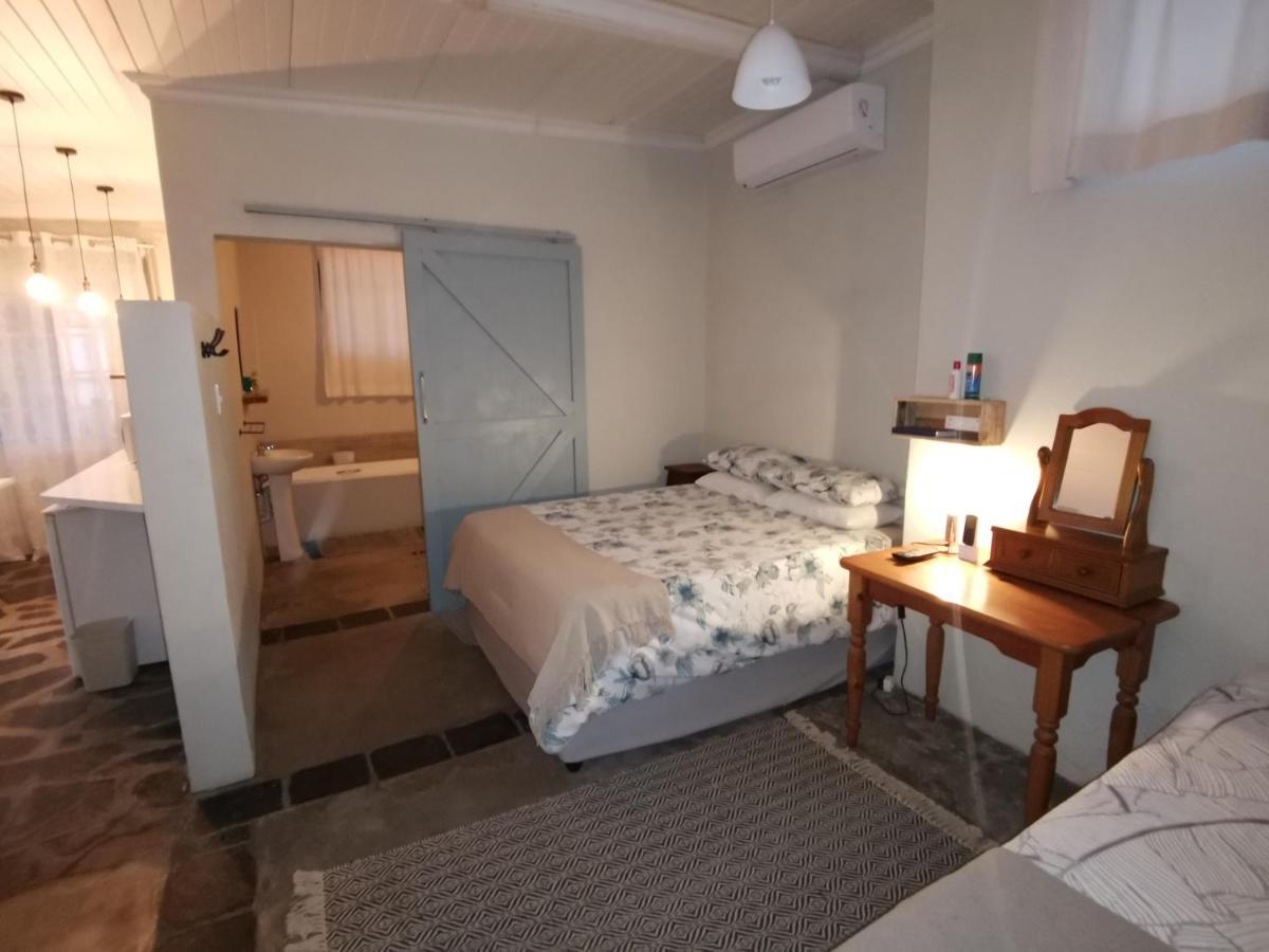 Macnut Bed And Breakfast Mbombela Extérieur photo