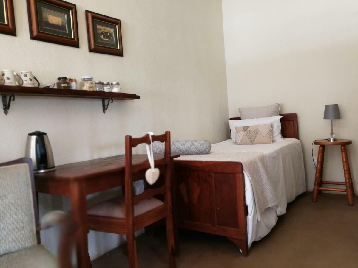 Macnut Bed And Breakfast Mbombela Extérieur photo