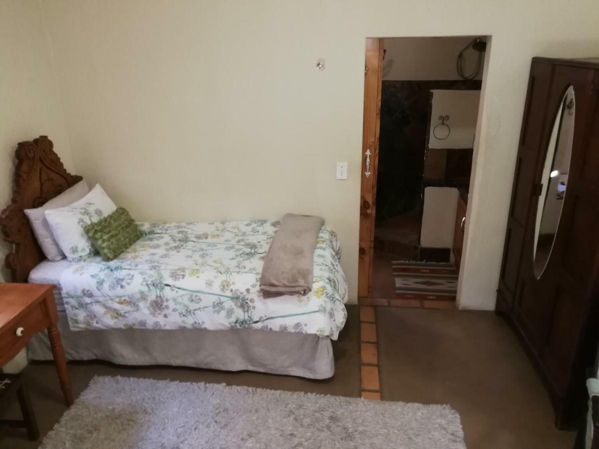 Macnut Bed And Breakfast Mbombela Extérieur photo